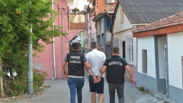 Samsun’da çeşitli suçlardan aranan 34 kişi yakalandı