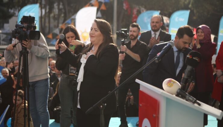 Atakum’da Seçim Heyecanı: Özlem Maraş’ın Seçim Koordinasyon Merkezi Açılışı Büyük İlgi Gördü