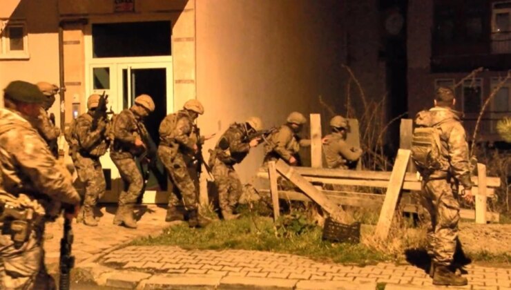 Babasının silahla rehin aldığı 7 yaşındaki çocuk 12 saat sonunda kurtarıldı