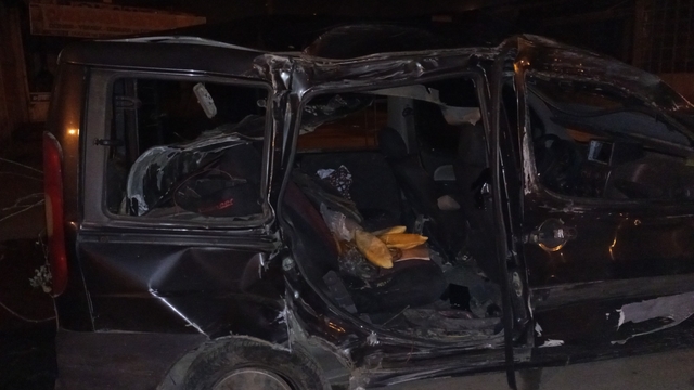 Samsun’da hafif ticari araç direğe çarptı: 1 ölü, 3 yaralı