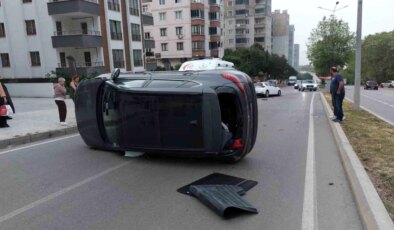Samsun’da Otomobil Çarpışması: 2 Kişi Yaralandı